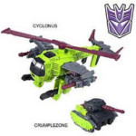 Supercon Deluxe - Powerlinx Cyclonus with Crumplezone Mini-Con