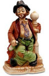 Lampost Willie - Melody In Motion Figurine