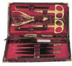 Manicure Set - Crocodile Print Burgundy Leather Case - 11 Pieces - Gold Plated
