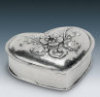 - ZooScape - Antik Series Heart-Shaped Pewter Box