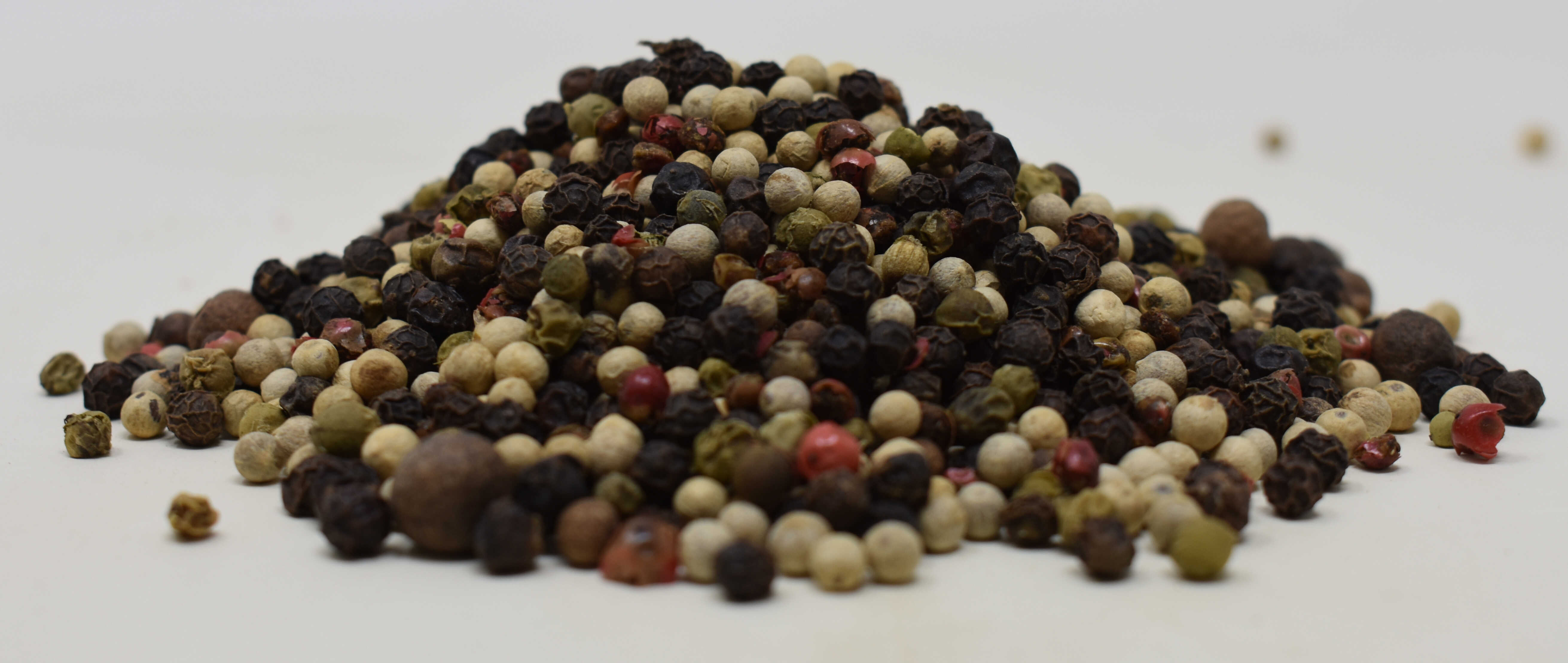 Five Peppercorn Mix - Side Photo